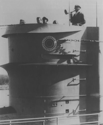 La guerre sous-marine et de surface 1939 - 1945 - Page 34 159_ki10