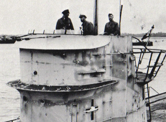 La guerre sous-marine et de surface 1939 - 1945 - Page 29 16015