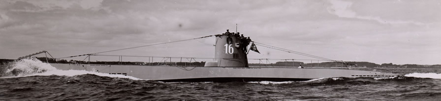 La guerre sous-marine et de surface 1939 - 1945 - Page 11 1612
