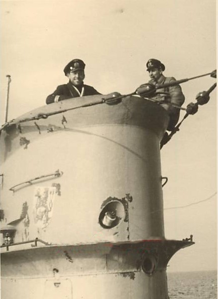 La guerre sous-marine et de surface 1939 - 1945 - Page 19 55712