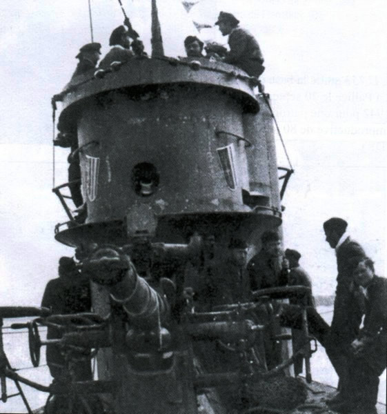 La guerre sous-marine et de surface 1939 - 1945 - Page 28 75414