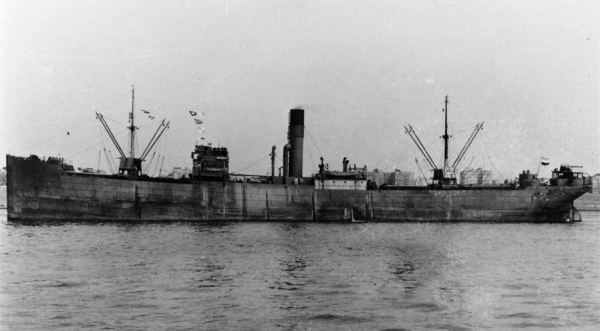 La guerre sous-marine et de surface 1939 - 1945 - Page 30 Arundo10