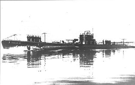 La guerre sous-marine et de surface 1939 - 1945 - Page 19 Dagabu10