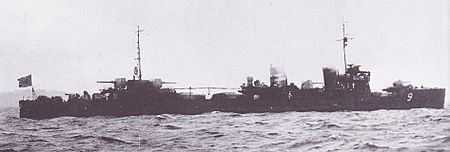 La guerre sous-marine et de surface 1939 - 1945 - Page 21 Hataka10
