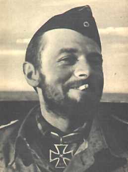 La guerre sous-marine et de surface 1939 - 1945 - Page 46 Korth219
