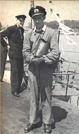 La guerre sous-marine et de surface 1939 - 1945 - Page 4 Liebe235