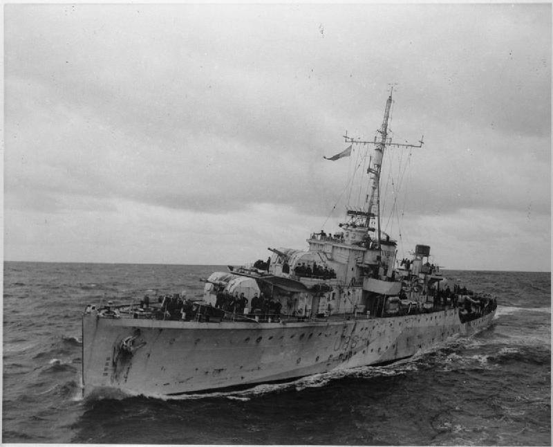 La guerre sous-marine et de surface 1939 - 1945 - Page 36 Pelica10