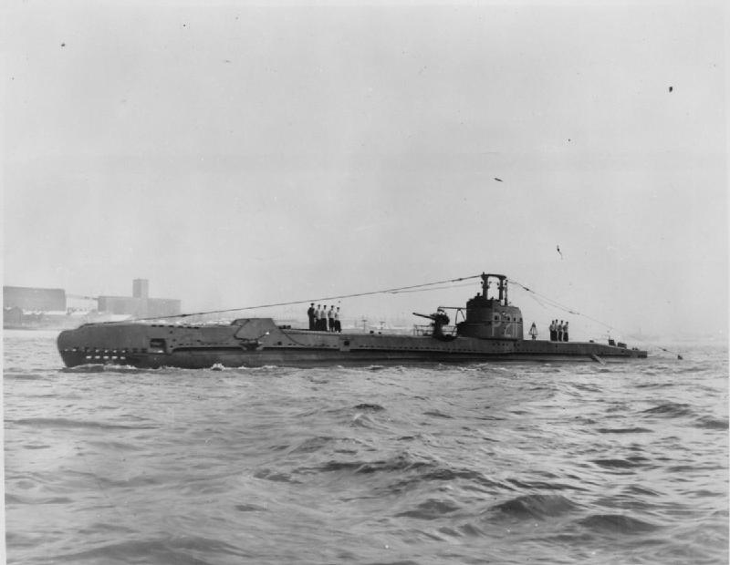 La guerre sous-marine et de surface 1939 - 1945 - Page 47 Safari10