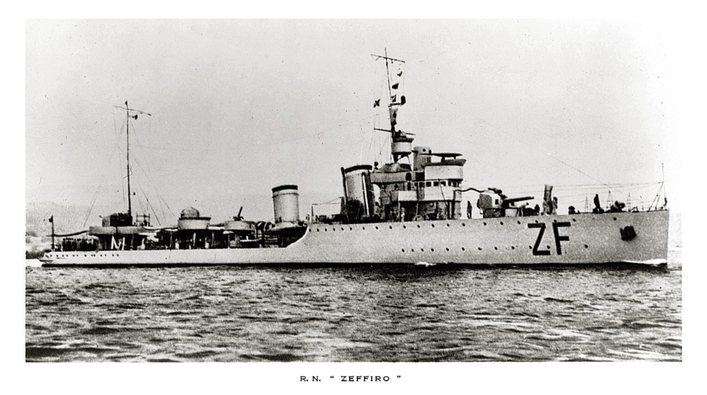 La guerre sous-marine et de surface 1939 - 1945 - Page 36 Zeffir10