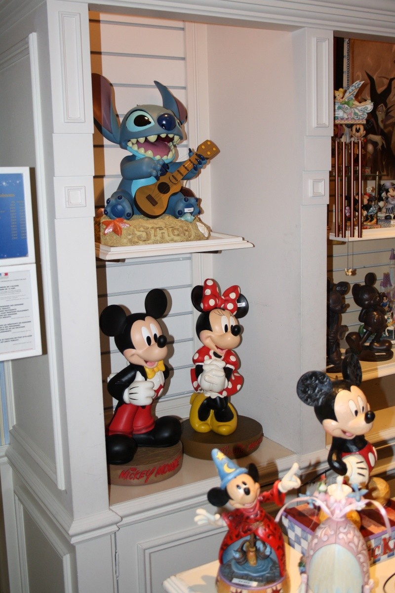 boutique du DHL Disney24