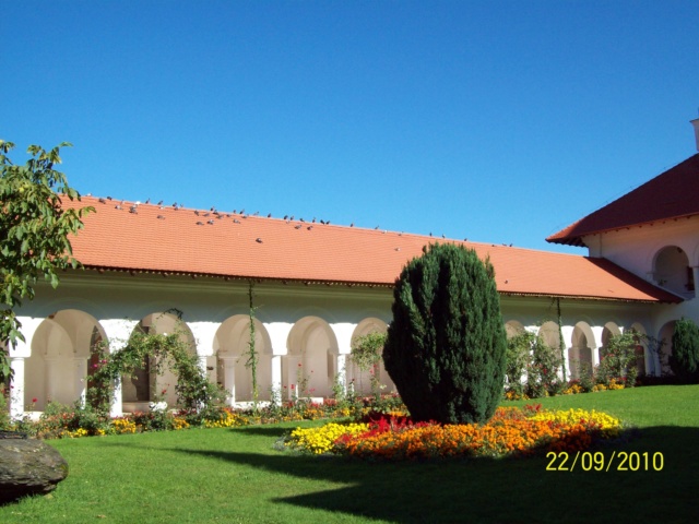 ...Muzeul Manastiri Brancoveanu-Brasov,diverse... 100_3854