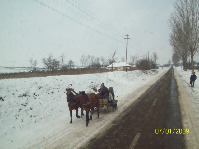 ...Iarna,prin Romania,diverse... 100_4717
