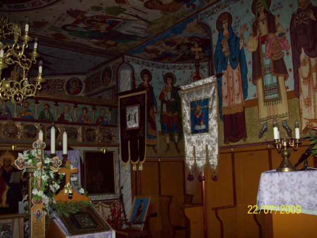 ...Biserica ortodoxa "Sf.Treime"-Zizin,diverse... 100_8923