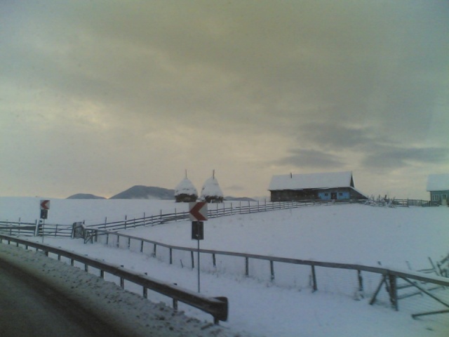...Iarna,prin Romania,diverse... 17122010