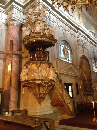 ...Biserica Romano-Catolică Sfânta Treime-Sibiu,diverse... Img_2028