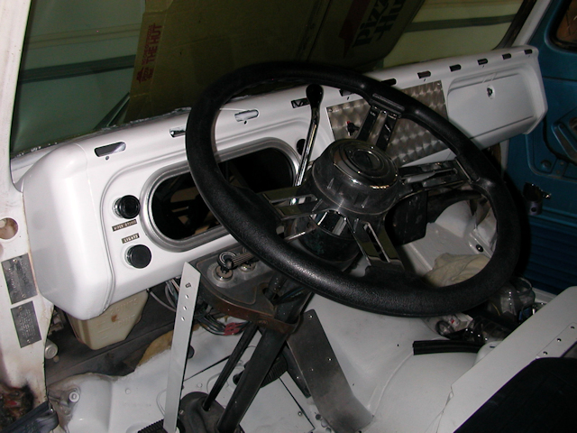 Steering wheel diameter? Dash311