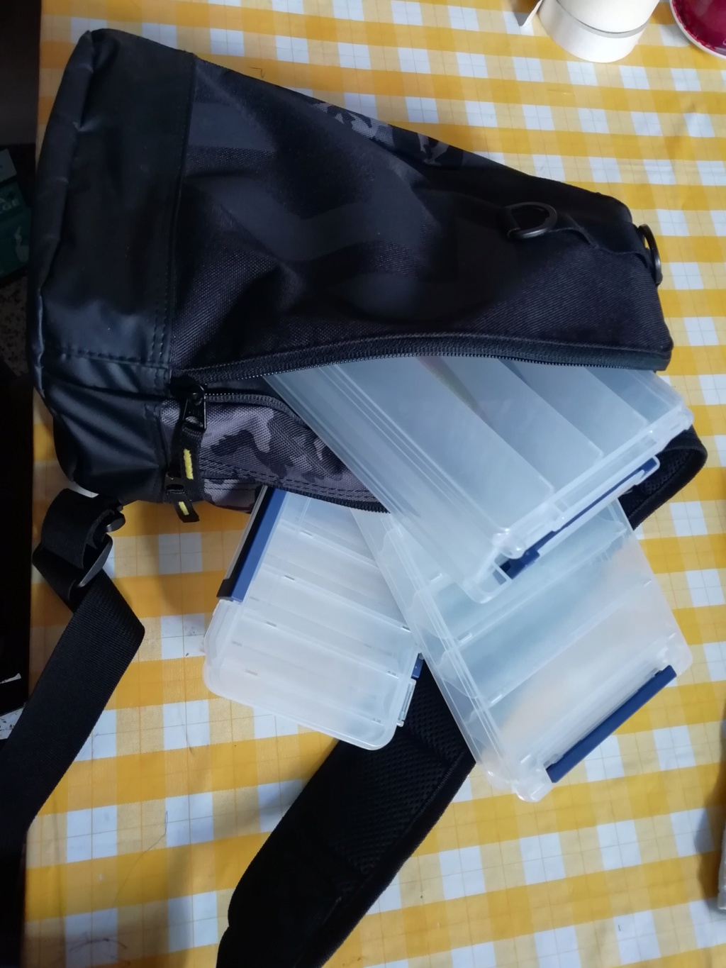 [vendo][usata] Daiwa One Shoulder Bag Camo  Img_2056