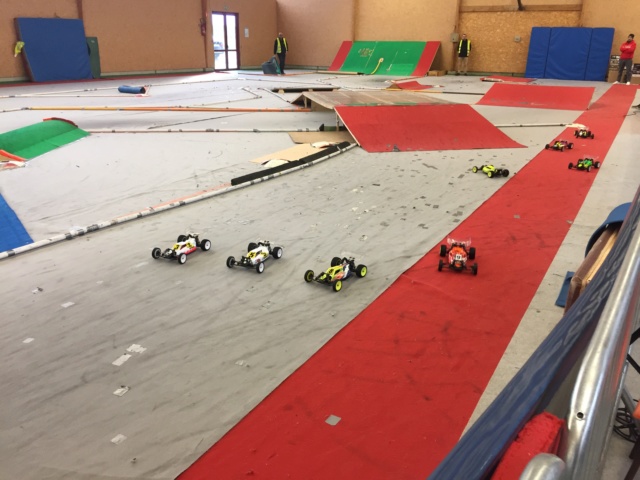 Course indoor tt 1/10,M.R.C.C,Corzé (49)  6f8c4510