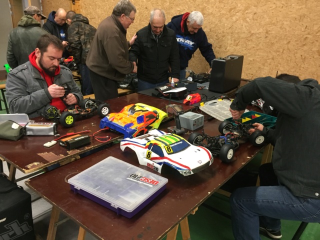 Course indoor tt 1/10,M.R.C.C,Corzé (49)  D2b58a10