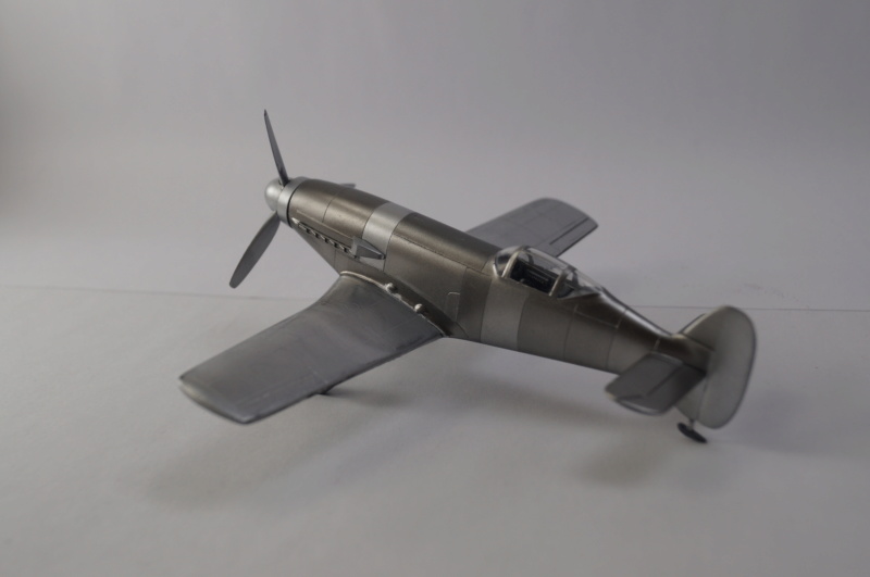 [Special Hobby] Messerschmitt Me 209V1, 1/72 - fini - Page 4 Dsc00813