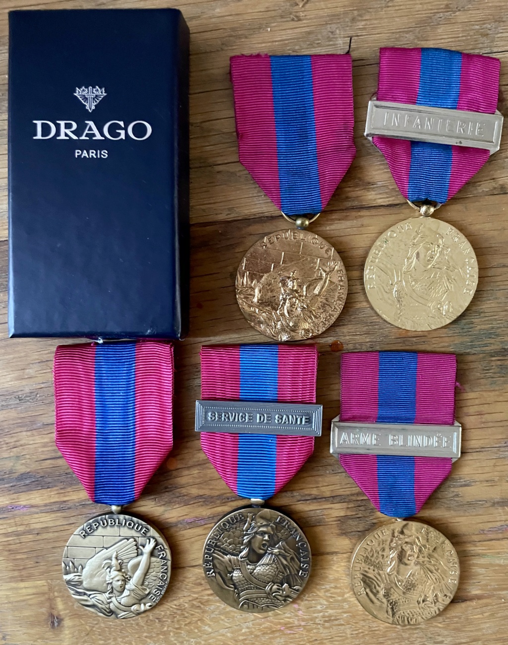  medailles de la defense nationale Img_3110
