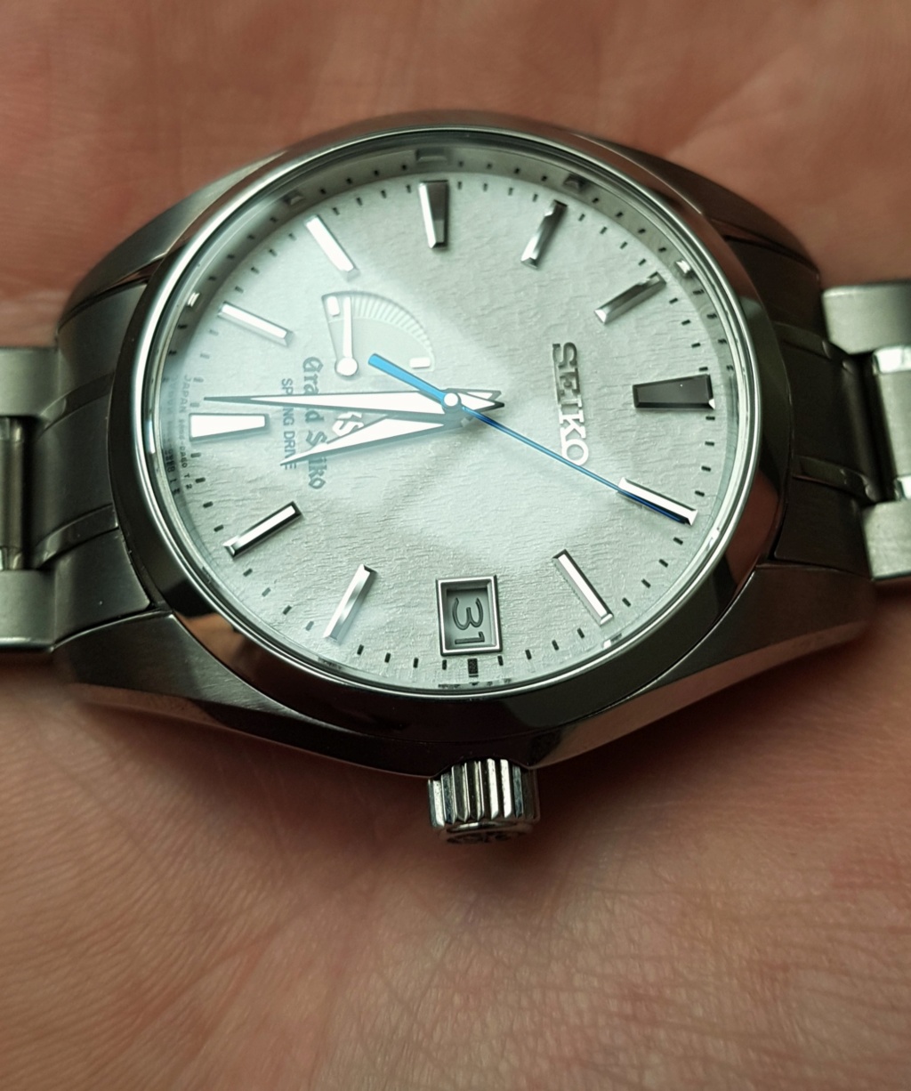 Comparaison de deux montres polyvalentes Grand Seiko SBGA011 vs BB58 47454910