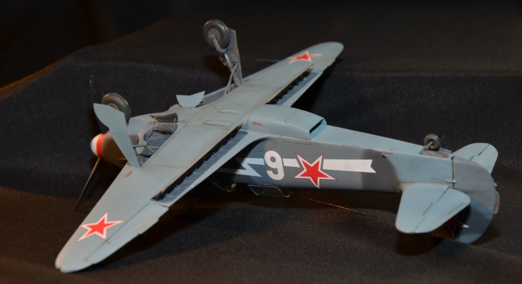  [Concours"L'Aviation Russe"]YAK-3 - Eduard Weekend edition - 1/48  - Page 4 Dessou19