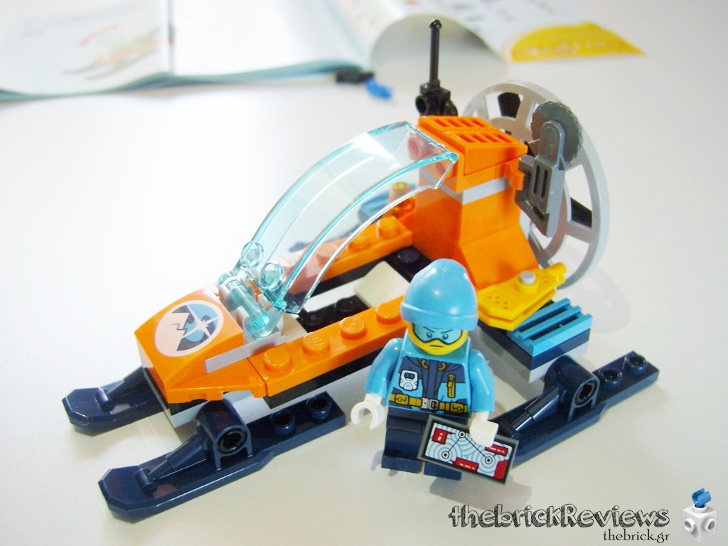 ThebrickReview: 60190 Arctic Ice Glider 1110