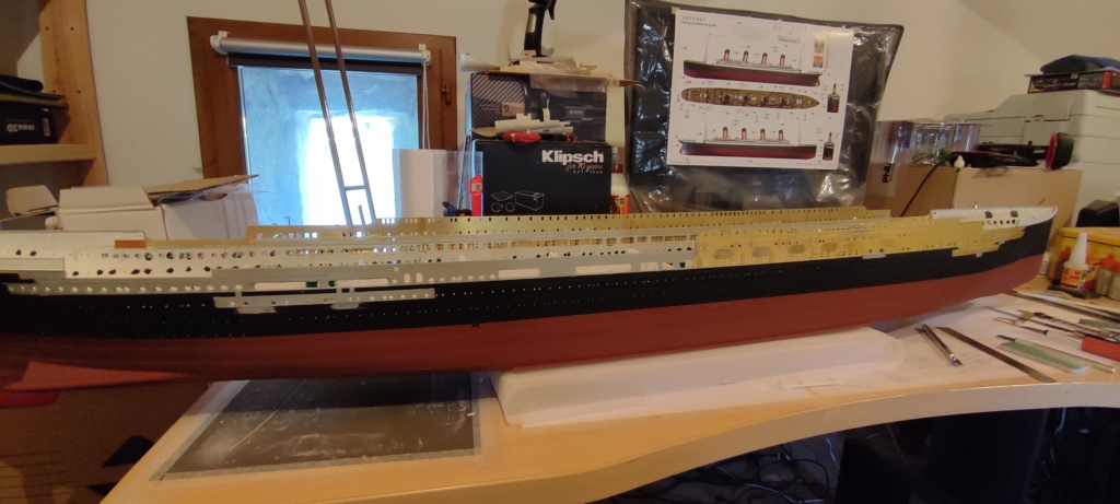 RMS Titanic [Trumpeter 1/200°] de panther - Page 3 Img_2159