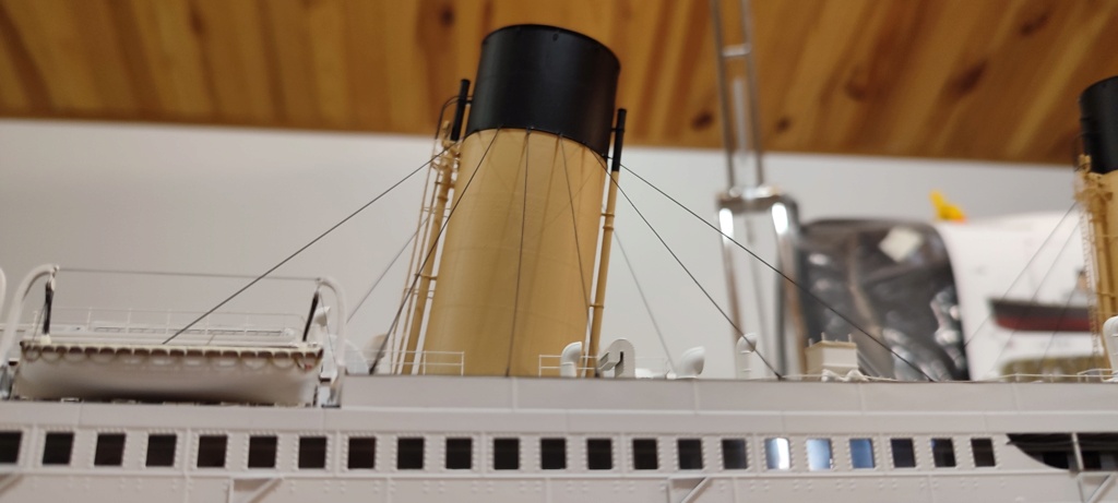 RMS Titanic [Trumpeter 1/200°] de panther - Page 14 Img_2996