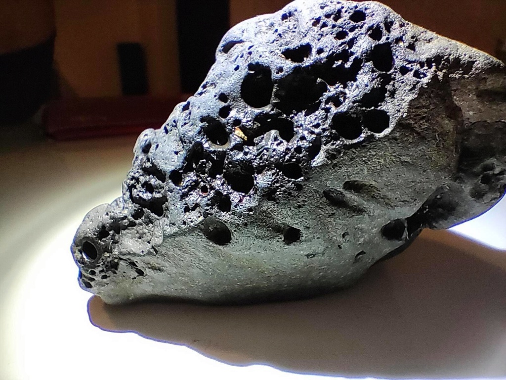ho trovato un meteorite lunare? 810
