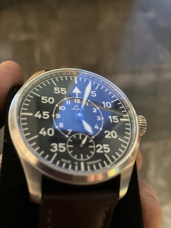 glashutte - Feu de vos montres d'aviateur, ou inspirées du monde aéronautique - Page 39 E4069210