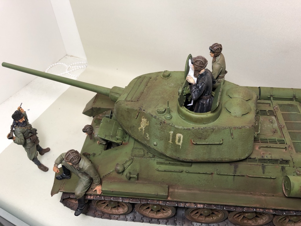 T34 85 in 1/16 von Trumpeter - Seite 3 065c9810