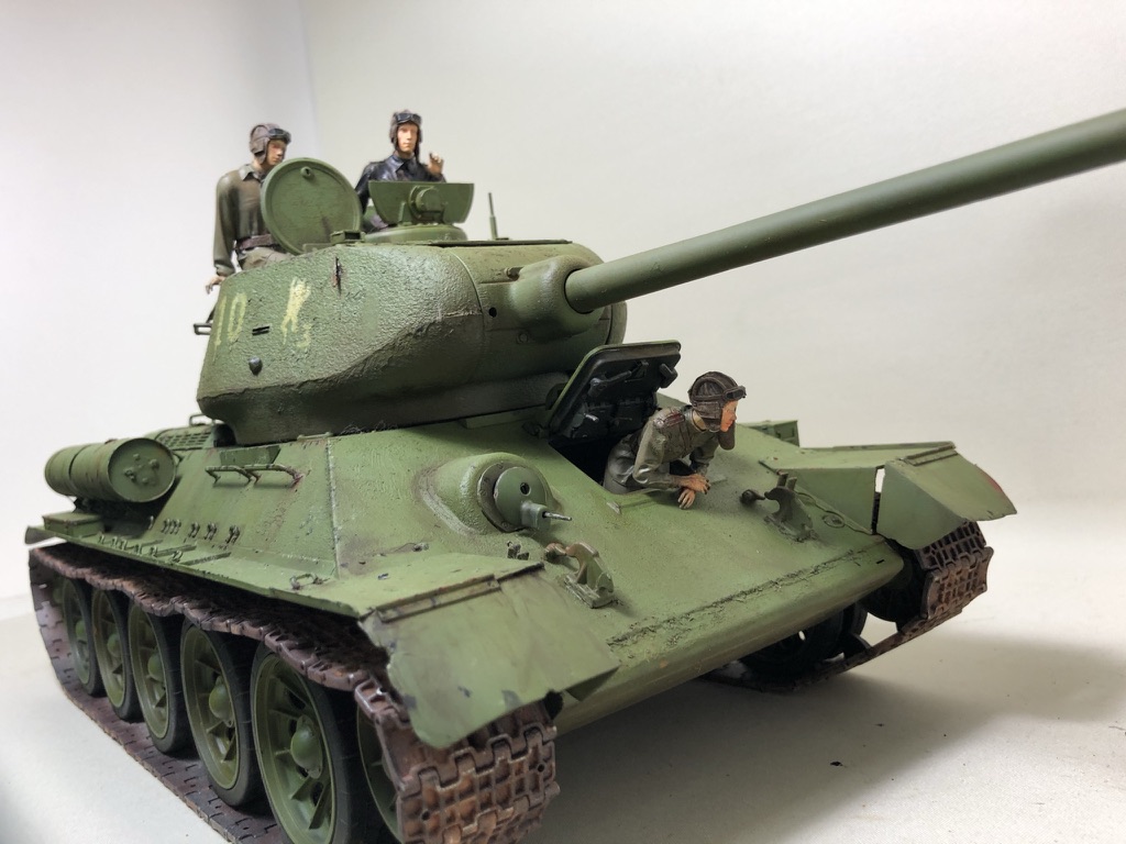 T34 85 in 1/16 von Trumpeter - Seite 3 0ffec010