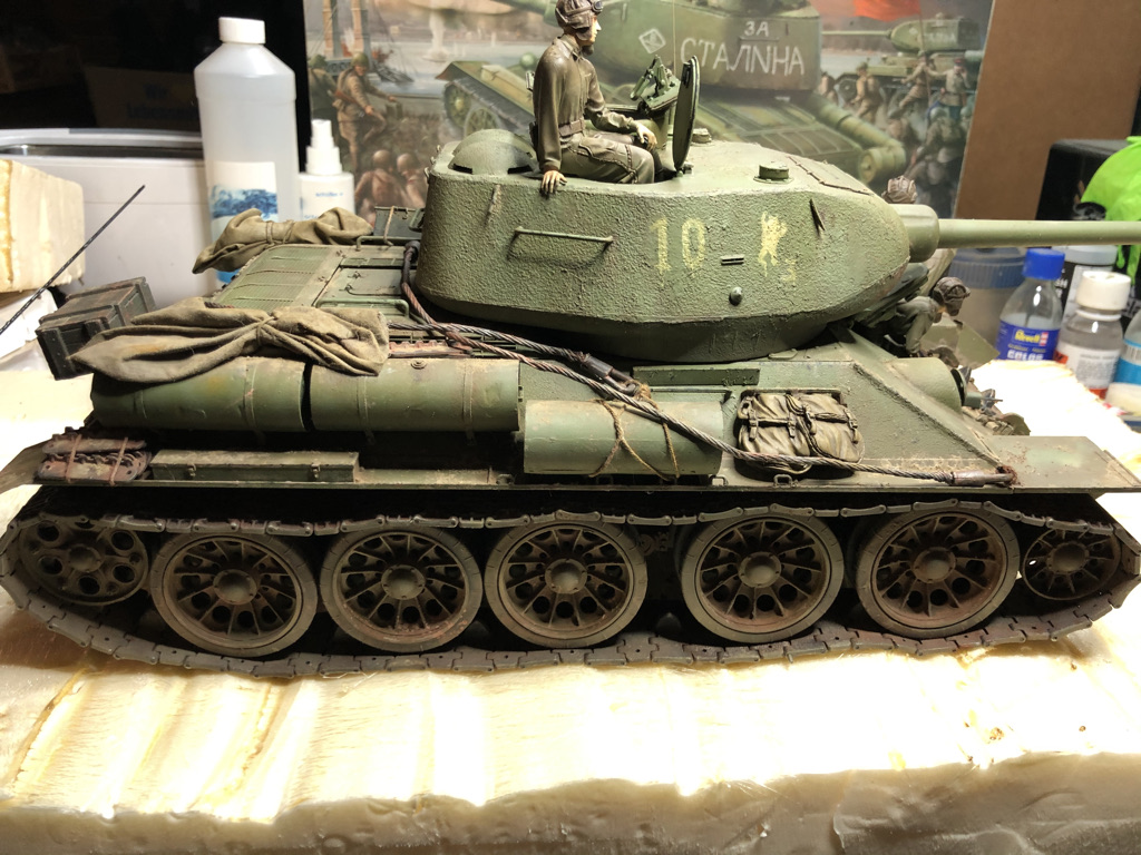 T34 85 in 1/16 von Trumpeter - Seite 5 23b57210