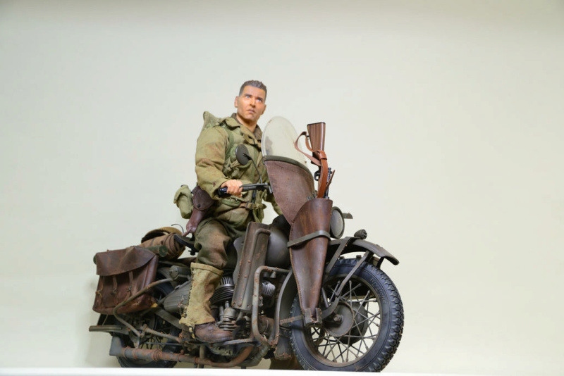 Harley Davidson WW II in 1:6 27553614