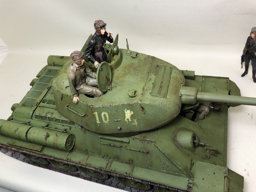 T34 85 in 1/16 von Trumpeter - Seite 3 2ff8ac10