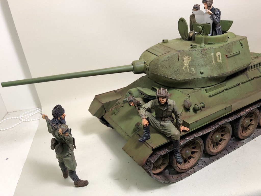 T34 85 in 1/16 von Trumpeter - Seite 3 3e55c610