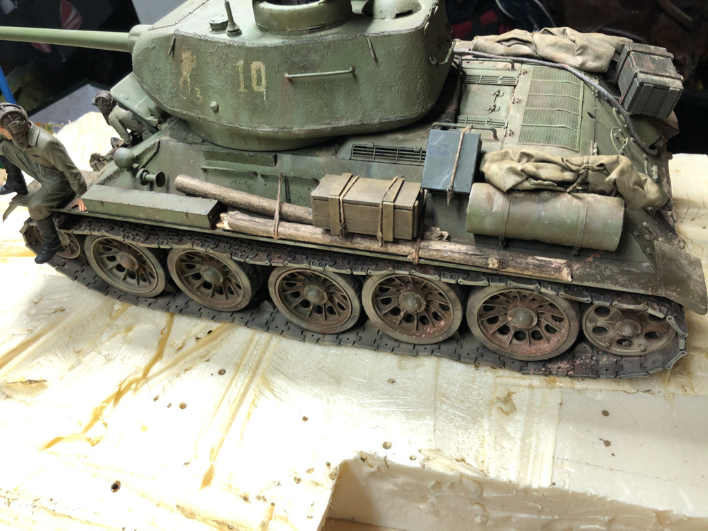 T34 85 in 1/16 von Trumpeter - Seite 5 520fe310