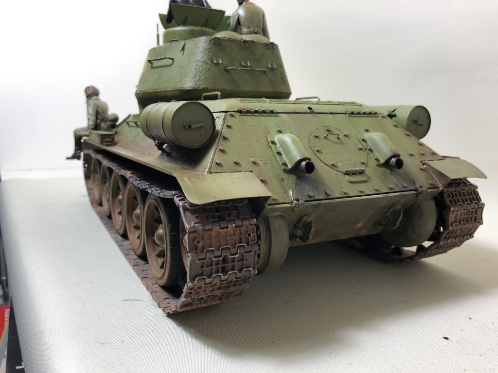 T34 85 in 1/16 von Trumpeter - Seite 3 Cc00a710