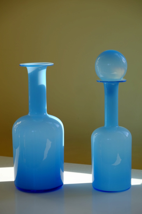 Need help identifying glass pieces that are similar to Holmegaard gulvase 2_gulv10