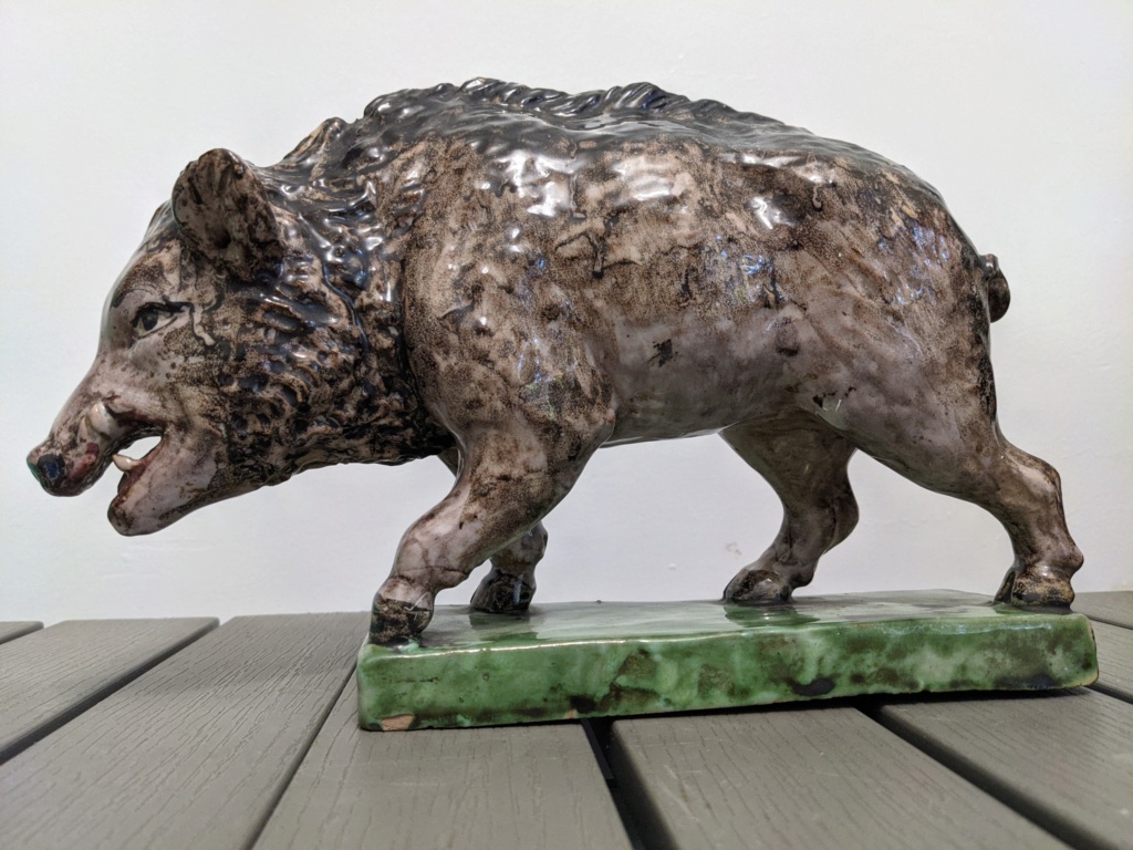 wild boar figurine  Pxl_2037