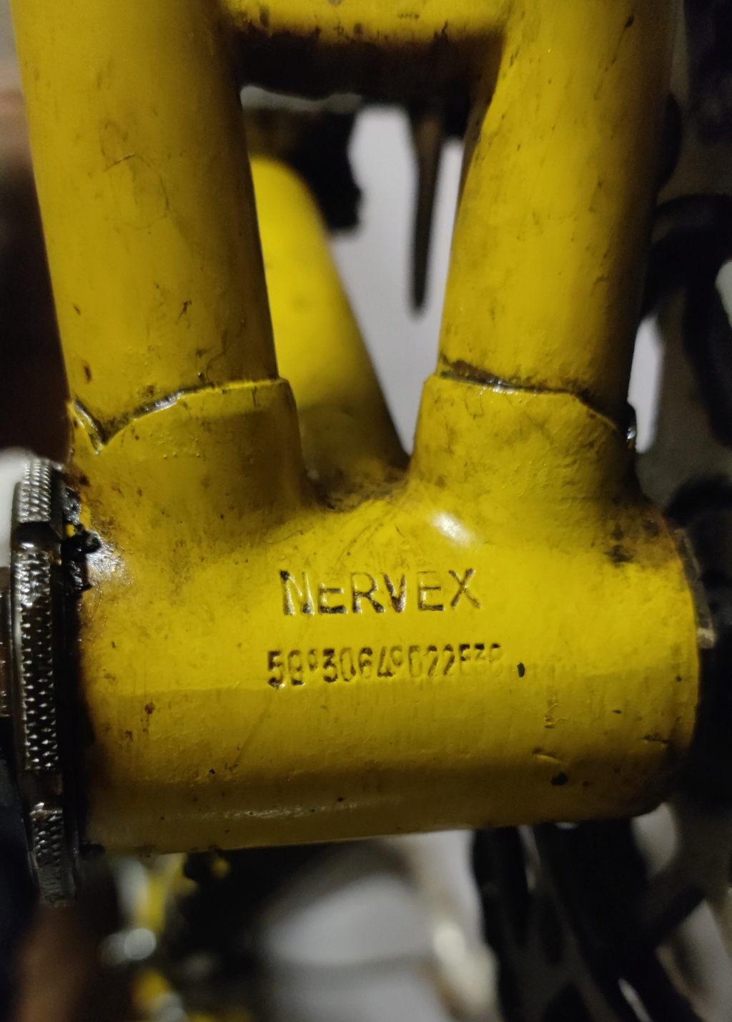 Vélo avec raccords NERVEX à identifier 16484814