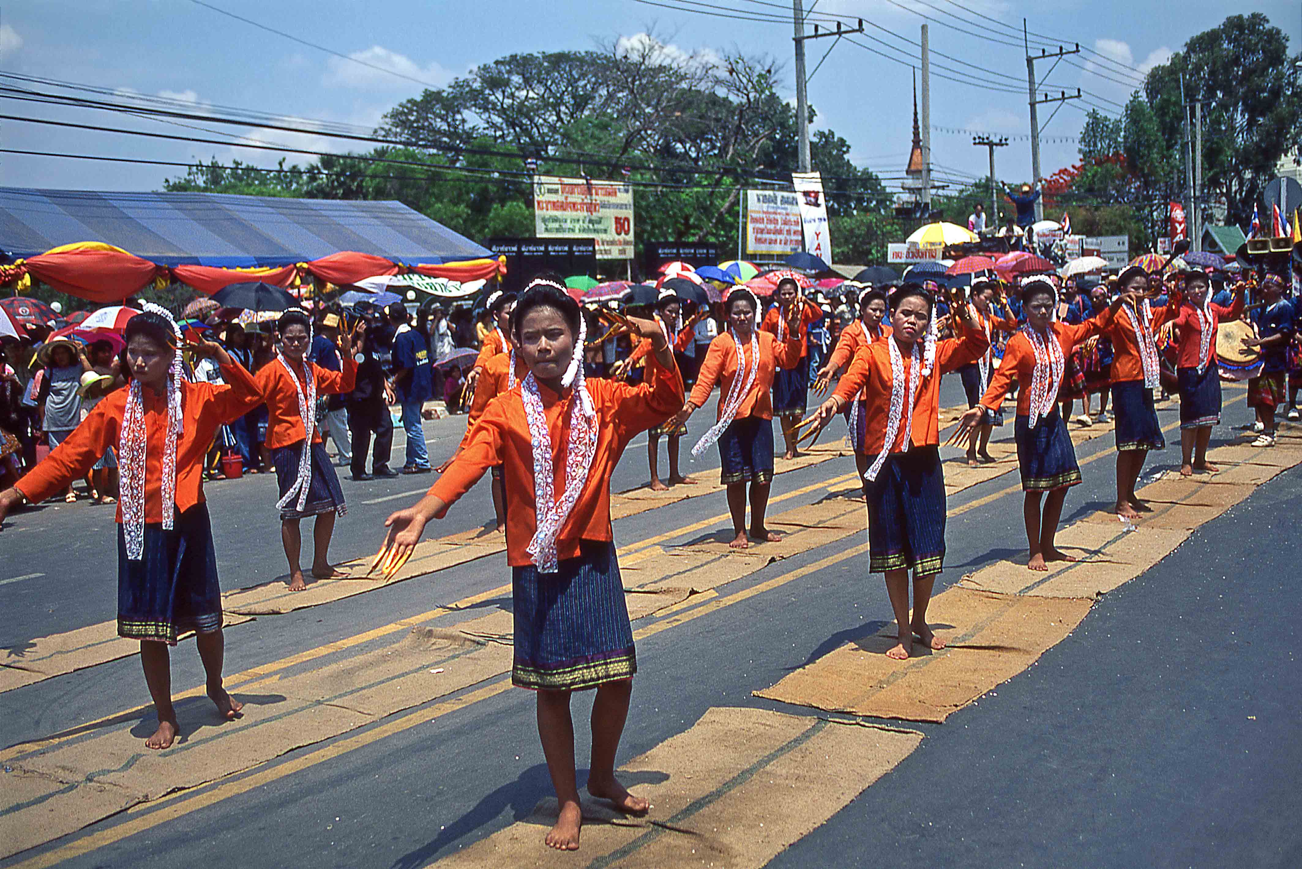 Yasothon, fête des fusées. 8_s_y_11