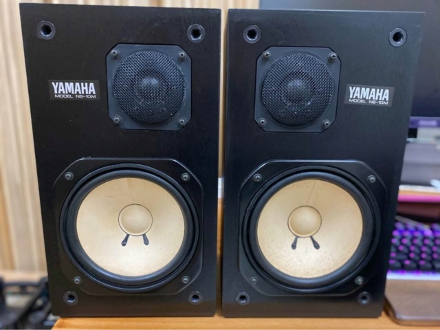 Yamaha | White Paper Cone | Acoustic Suspension | MP Caps | NS-10M Bookshelf Speaker w/ Grilles 317