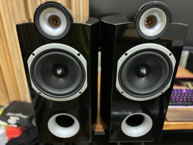 Triangle Flagship Signature Theta w/ Horn Tweeter Bookshelf Speaker Gloss Piano Black Fullset Box 45424910