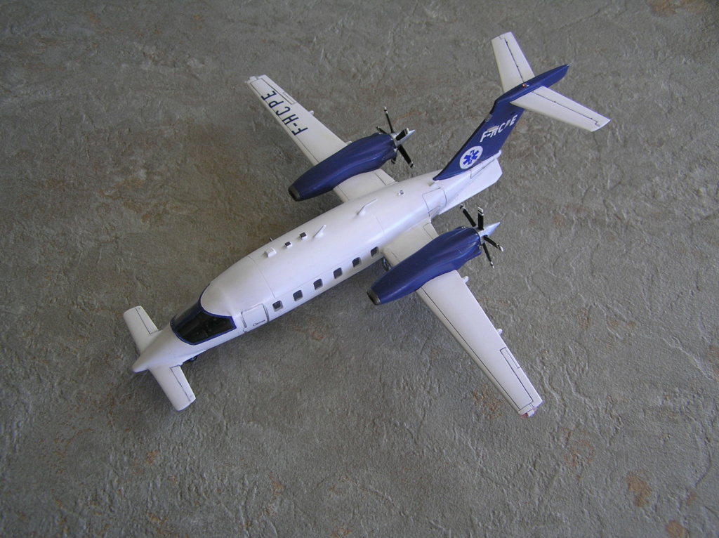 [Amodel] 1/72 - Piaggio P.180 Avanti série Evasan P9280022