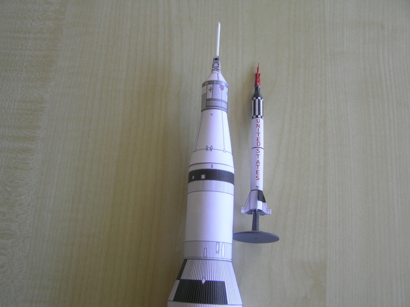 Saturn V, 1/220, [SP papier]. Pa130020