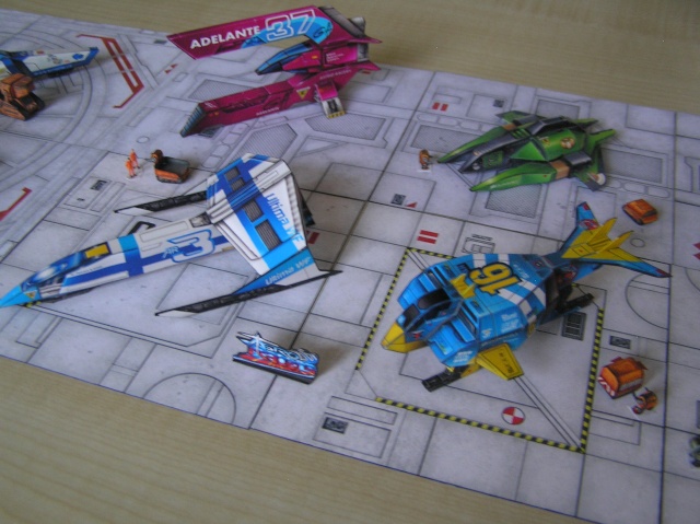 Astro Racers [Papier 1/200] - Montage par Jan Kytop Pc040016