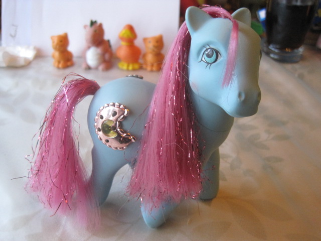 [PHOTOS] restaurations de poneys, barbie .......      (new mission p35) - Page 5 Img_1163